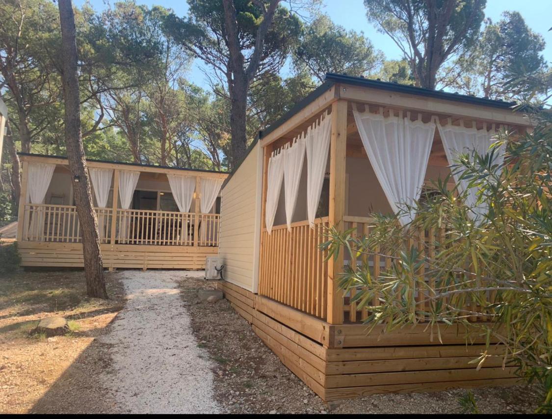 Oaza Mira Mobile Houses - Camp Basko Polje #Bestoffer Baška Voda Kültér fotó