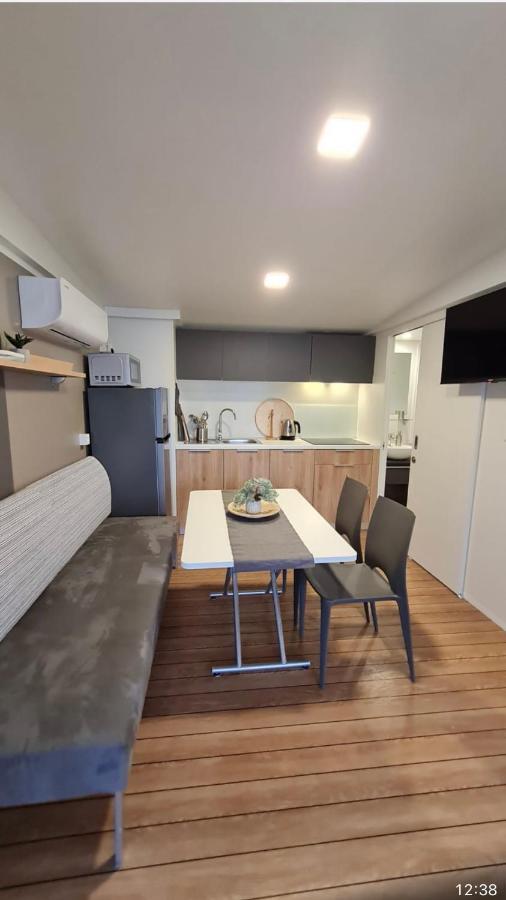 Oaza Mira Mobile Houses - Camp Basko Polje #Bestoffer Baška Voda Kültér fotó